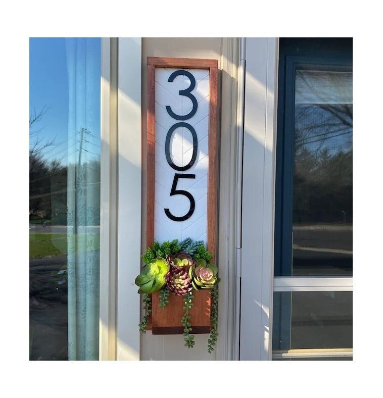 Fairveiw Reflective Personalized Gift: Farmhouse Style House Address Plaque with Modern House Numbers