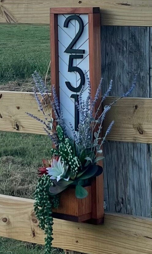 Fairview Family Name Sign & House Number Plaque - Rustic Style Porch Decor - Home Sweet Home Gift